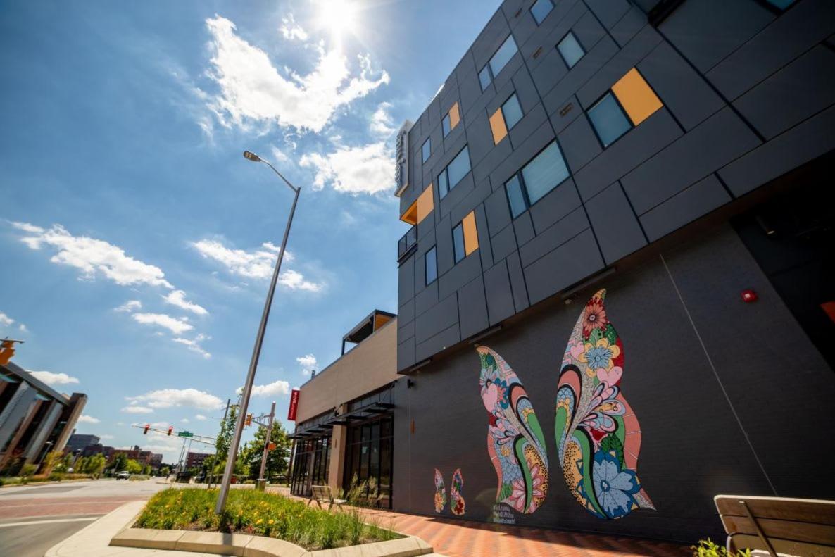 Free Parking Gym & Pool Downtown At Cityway Indianapolis Exterior photo